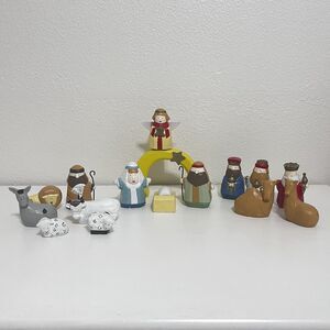 Vintage Midwest of Cannon Falls Wooden Christmas Nativity 16 Piece Set SCF